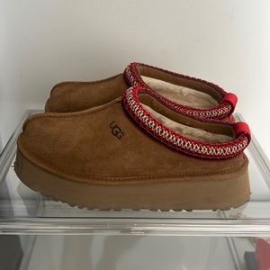 UGG Tazz